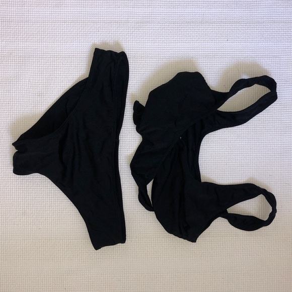 Talie Golds Bikini - Picture 3 of 5